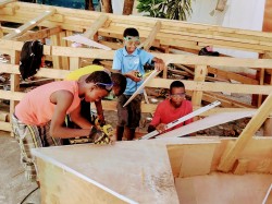 Many hands make light work